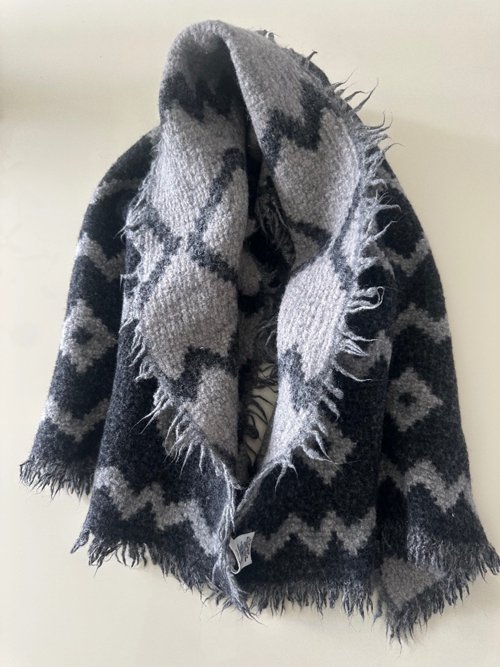 Aritzia reversible scarf